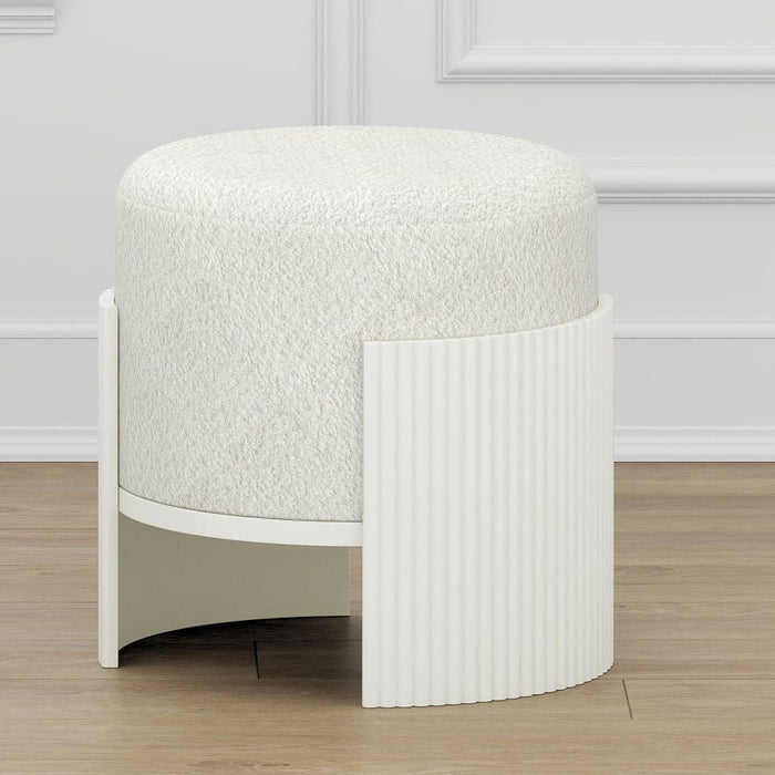 Kiraz Round Ottoman in Ivory & White