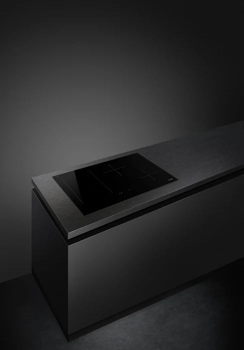 Smeg SIMU330D 30" Induction Cooktop