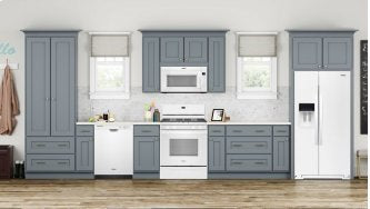 Whirlpool WFG515S0JW 5.0 cu. ft. Gas Range with Self-Cleaning Convection Oven in White