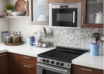 Whirlpool UMH50008HS 24-inch 0.8 cu ft Over the Range Microwave in Stainless Steel